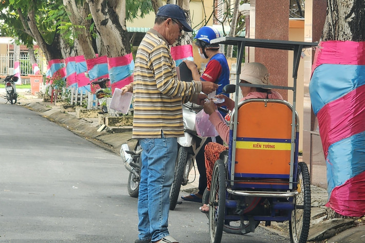 Vé số.jpg